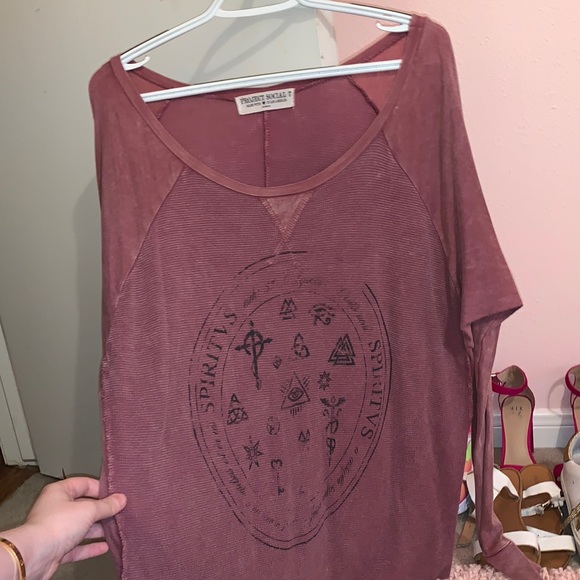 Graphic long sleeve - Picture 3 of 3